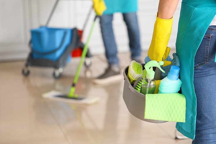Signs It’s Time to Hire a House Cleaning Service